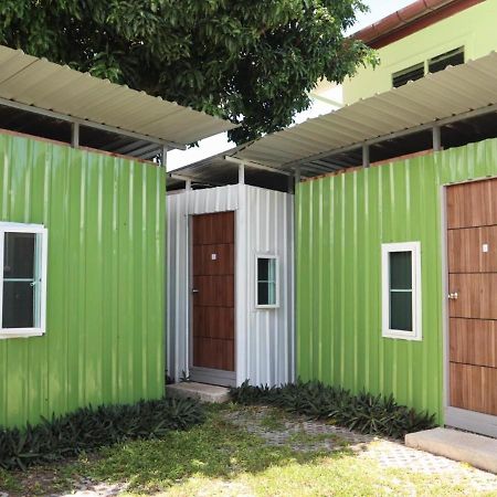 Room79 Phuket Dış mekan fotoğraf