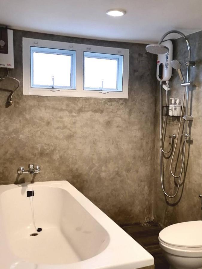 Room79 Phuket Dış mekan fotoğraf